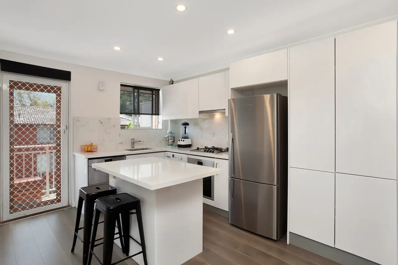 Main view of Homely apartment listing, 11/6 Fairway Close, Manly Vale NSW 2093