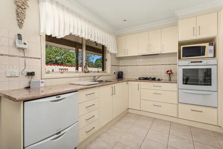 Fourth view of Homely unit listing, 2/66 Station Street, Sunbury VIC 3429