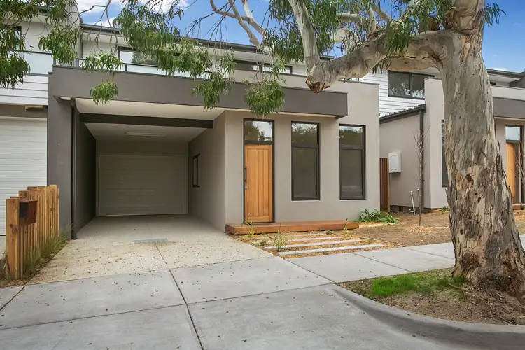 4/1 Moresby Avenue