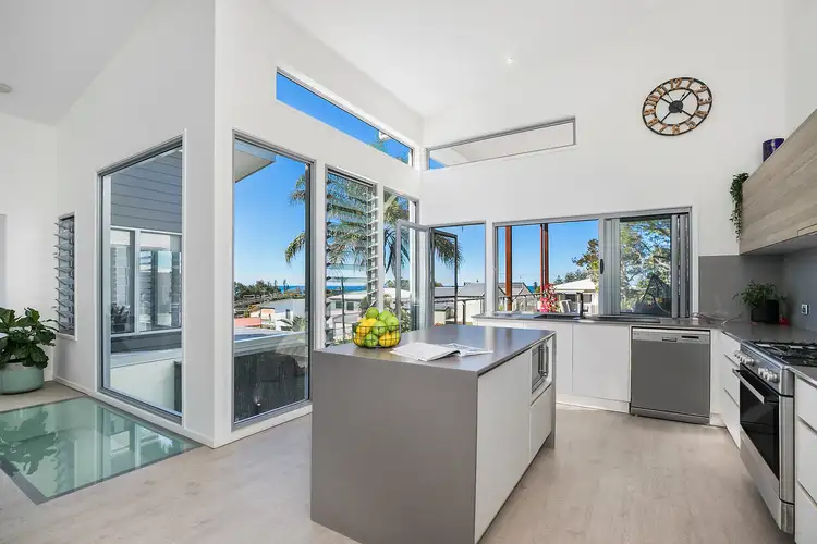 9 Dicky Beach Close, Dicky Beach QLD 4551