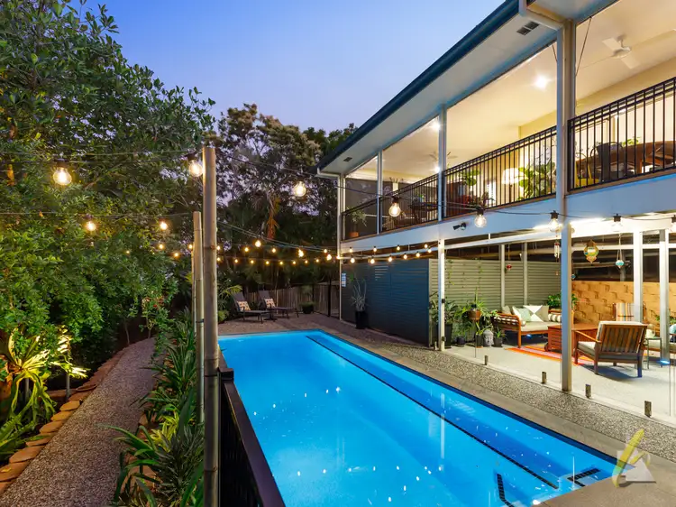 9 Louise Street, Kenmore QLD 4069
