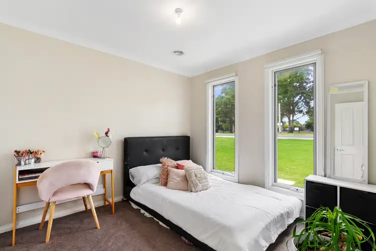 Fifth view of Homely unit listing, 1/105-115 Liddiard Road, Traralgon VIC 3844