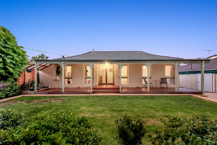 24 Metropolitan Avenue, Craigieburn VIC 3064