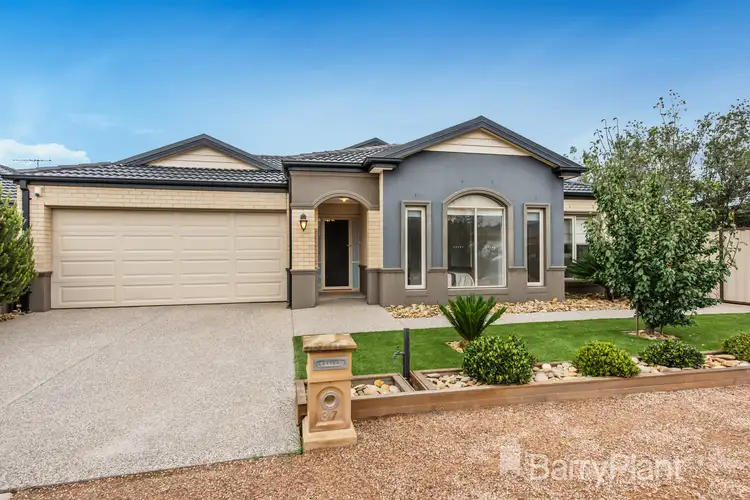 37 Faircroft Drive, Brookfield VIC 3338