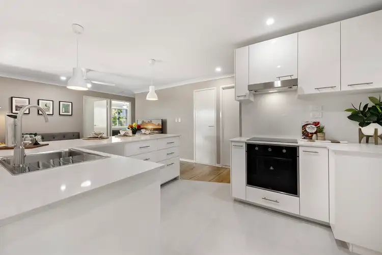 Second view of Homely house listing, 7 Wantana Crescent, Edens Landing QLD 4207