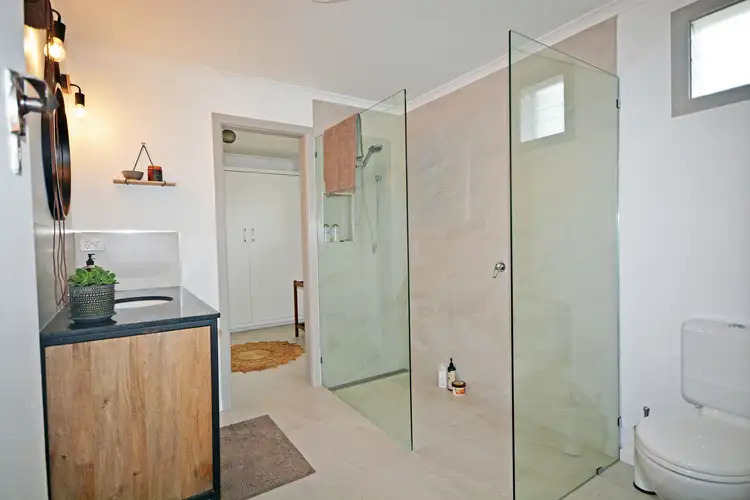 Seventh view of Homely unit listing, 2/17 Bentinck Street, Portland VIC 3305