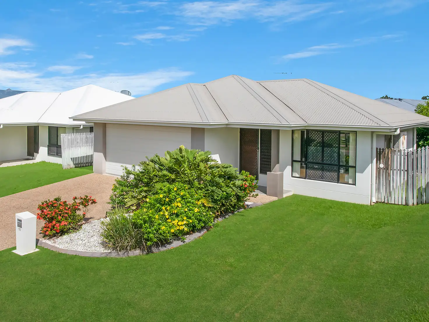 Main view of Homely house listing, 10 Franklin Drive, Mount Louisa QLD 4814