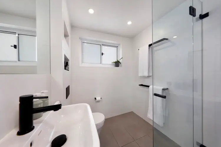 Fifth view of Homely unit listing, 3/16-18 Gosport Street, Cronulla NSW 2230