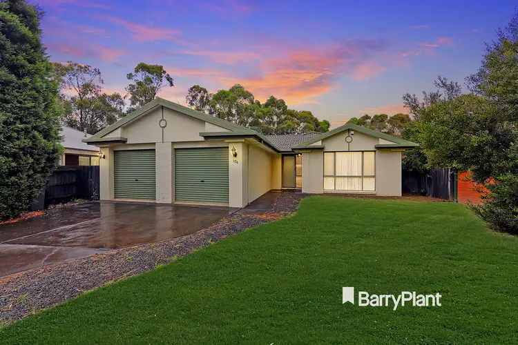 106 Waradgery Drive, Rowville VIC 3178