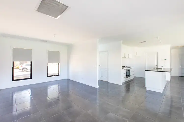 Fifth view of Homely house listing, 35 Philippa Crescent, Mildura VIC 3500