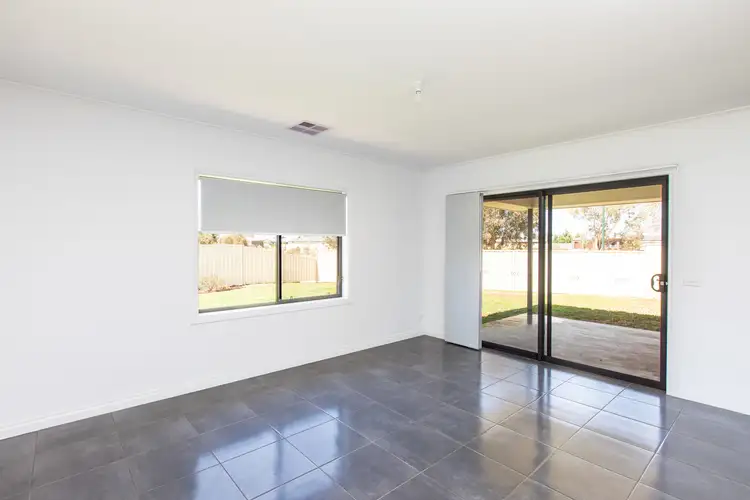 Sixth view of Homely house listing, 35 Philippa Crescent, Mildura VIC 3500