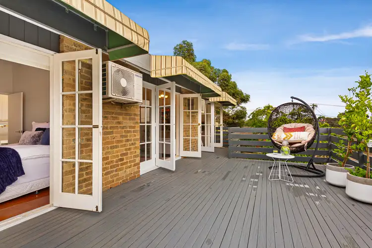 31 Hopkins Avenue, Keilor VIC 3036