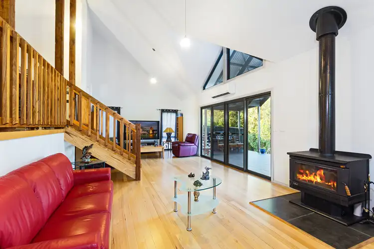 Third view of Homely house listing, 7 Morris Court, Kinglake VIC 3763