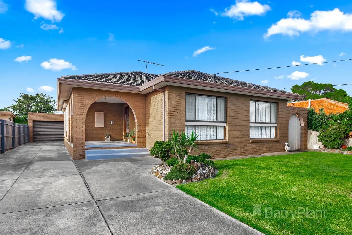 Main view of Homely house listing, 4 Trelawny Place, Kings Park VIC 3021