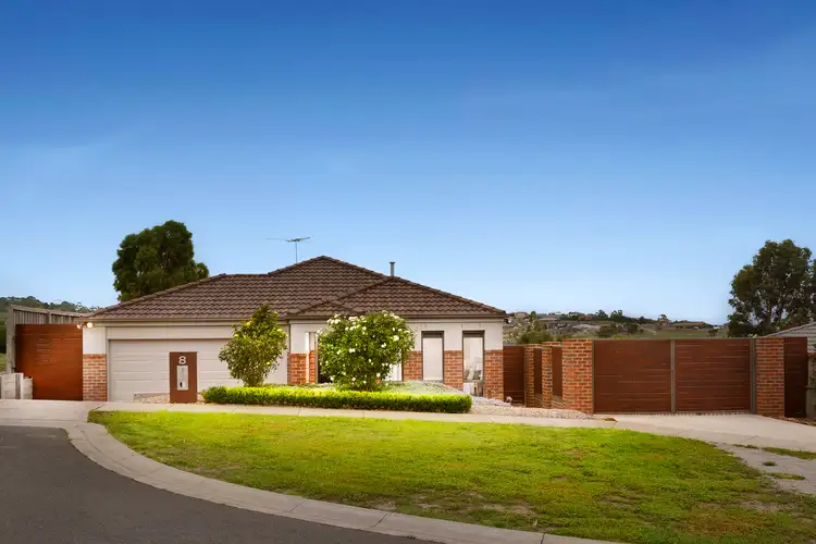 8 Hatfield Court, Sunbury VIC 3429