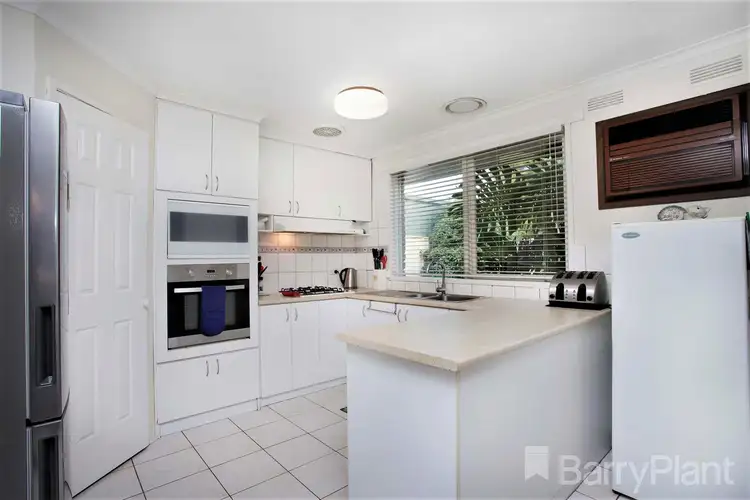 Fifth view of Homely house listing, 6 Haig Place, Attwood VIC 3049