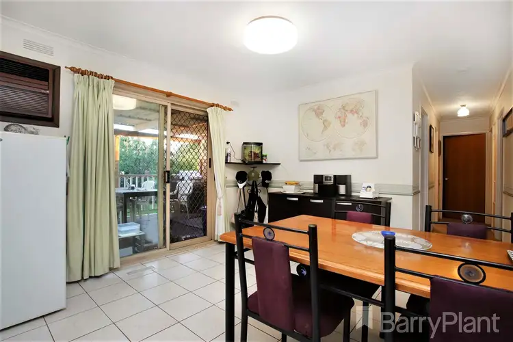 Seventh view of Homely house listing, 6 Haig Place, Attwood VIC 3049