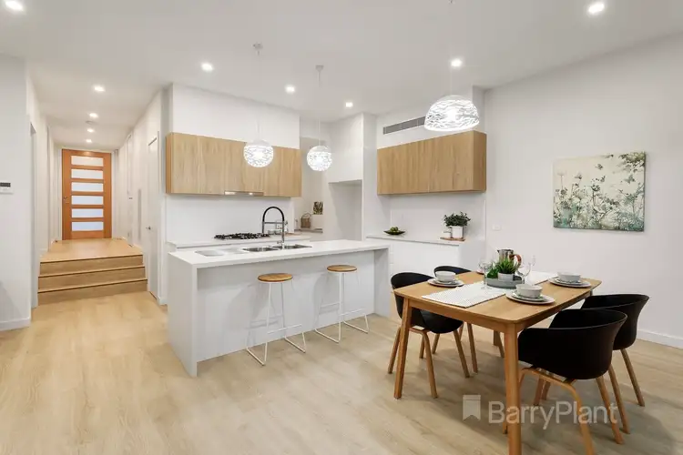 Fifth view of Homely house listing, 10 Tyrone Avenue, Macleod VIC 3085