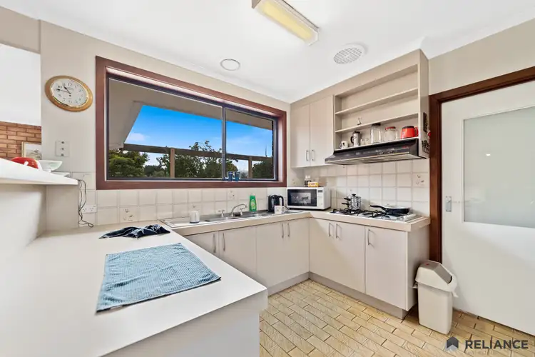 Third view of Homely house listing, 5 Shelly Court, Bacchus Marsh VIC 3340