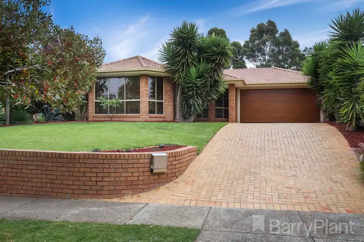 10 Merrigan Court, Roxburgh Park VIC 3064