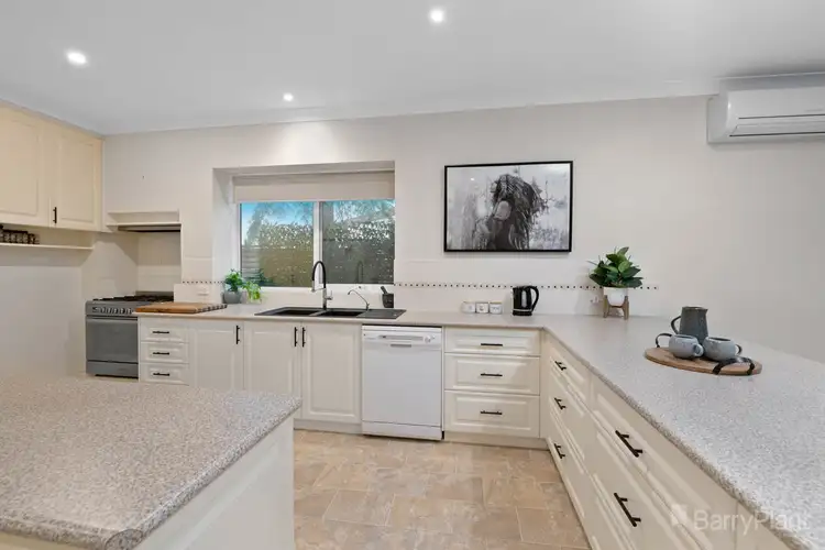 Sixth view of Homely house listing, 9 Lardner Road, Drouin VIC 3818