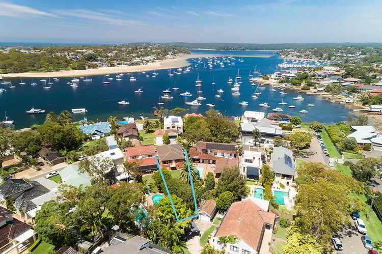 11 Grosvenor Crescent, Cronulla NSW 2230