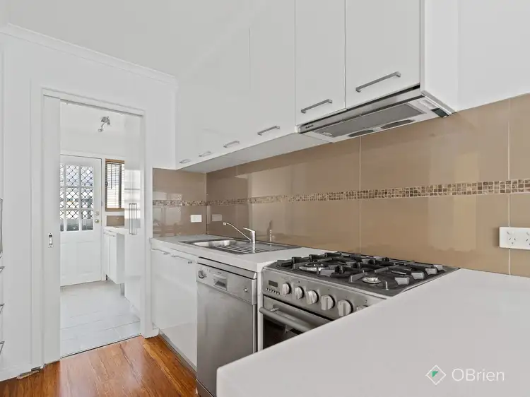 Fourth view of Homely unit listing, 2/90 Northcliffe Road, Edithvale VIC 3196