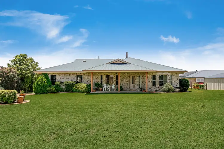 8 Charmaine Court, Kleinton QLD 4352