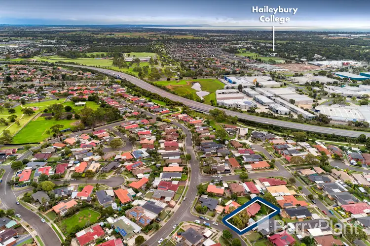 Second view of Homely house listing, 6 Colchester Court, Keysborough VIC 3173