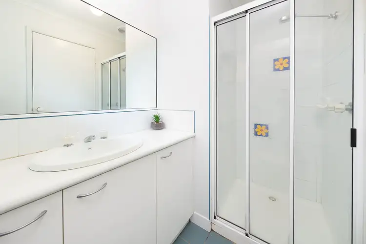 Seventh view of Homely house listing, 8 Hamilton Place, Wodonga VIC 3690