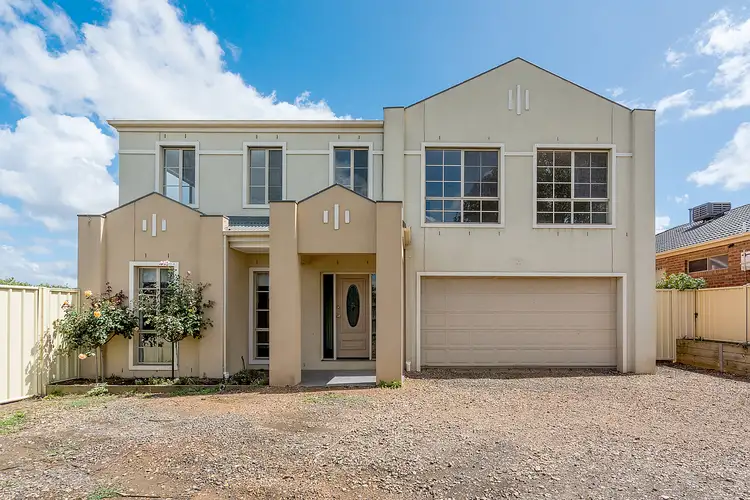 14 Strathallen Grove, Craigieburn VIC 3064