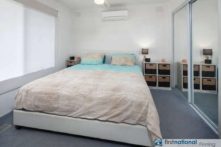 Sixth view of Homely house listing, 11 Farrer Close, Cranbourne VIC 3977