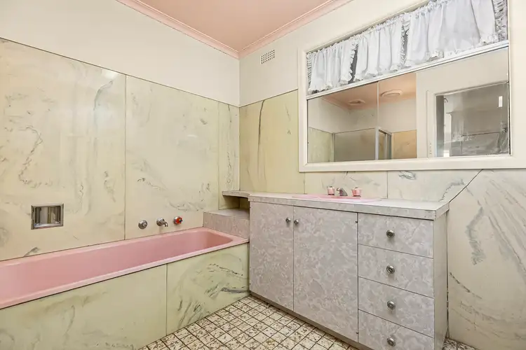 Fifth view of Homely house listing, 5 Caldwell Street, Glenroy VIC 3046