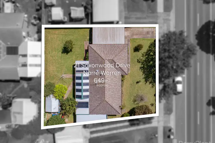 Second view of Homely house listing, 21 Saxonwood Drive, Narre Warren VIC 3805