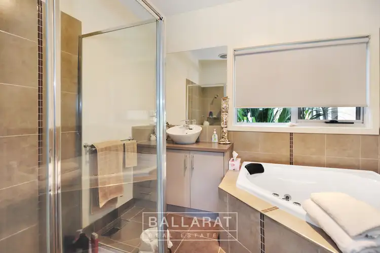 Sixth view of Homely house listing, 15 Belmar Crescent, Canadian VIC 3350