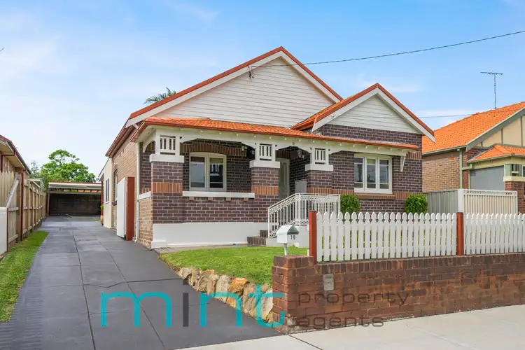 10 Birriwa Avenue, Belfield NSW 2191