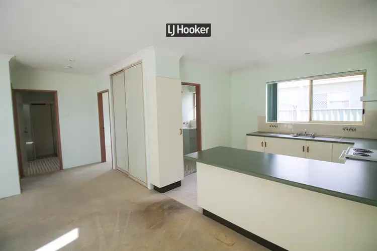 Fifth view of Homely unit listing, 2/93 Vivian Street, Inverell NSW 2360