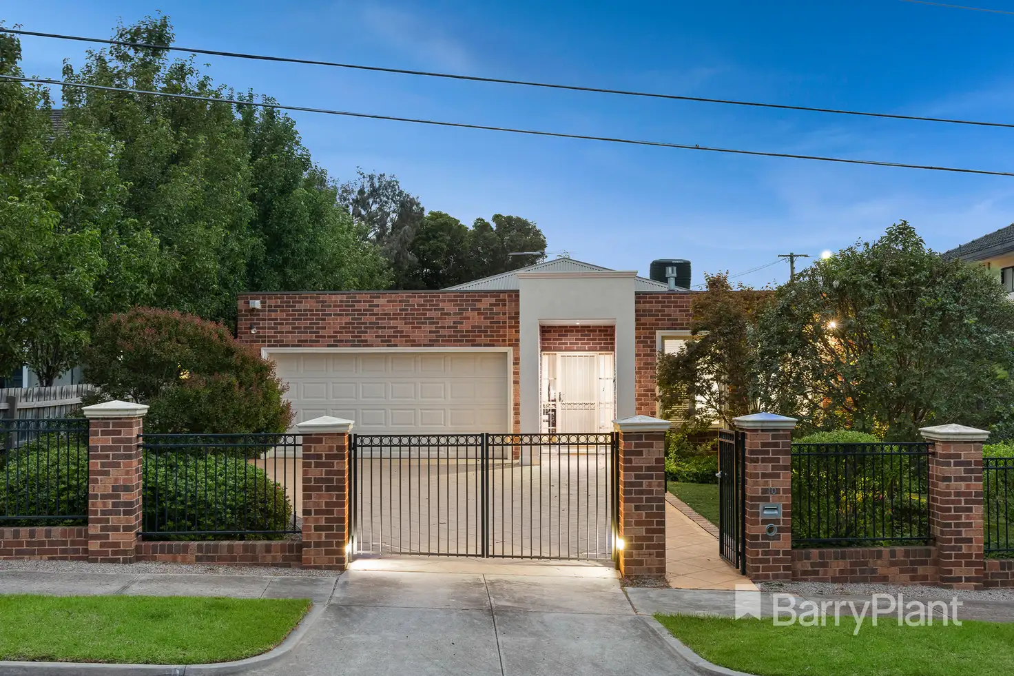Main view of Homely house listing, 10 Westminster Avenue, Bulleen VIC 3105