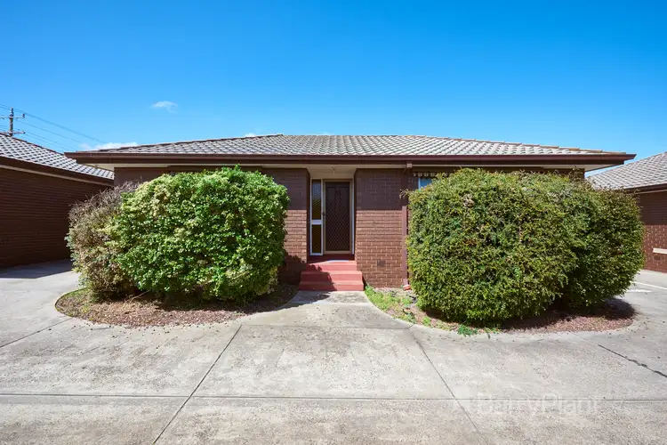 2/90 Athol Road, Springvale South VIC 3172