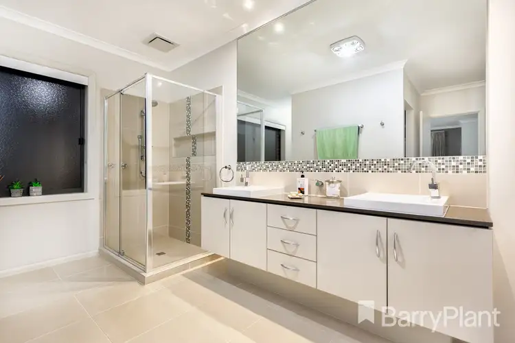 Fifth view of Homely house listing, 4 Nick Way, Keysborough VIC 3173