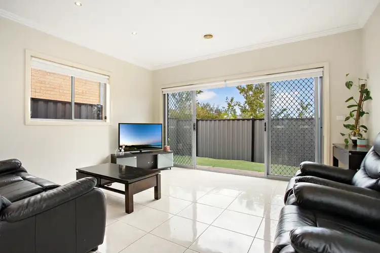 Fourth view of Homely house listing, 32 Daymar Circuit, Craigieburn VIC 3064