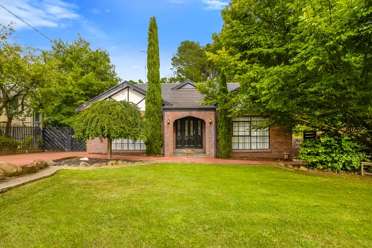 7 Oakley Court, Gisborne VIC 3437