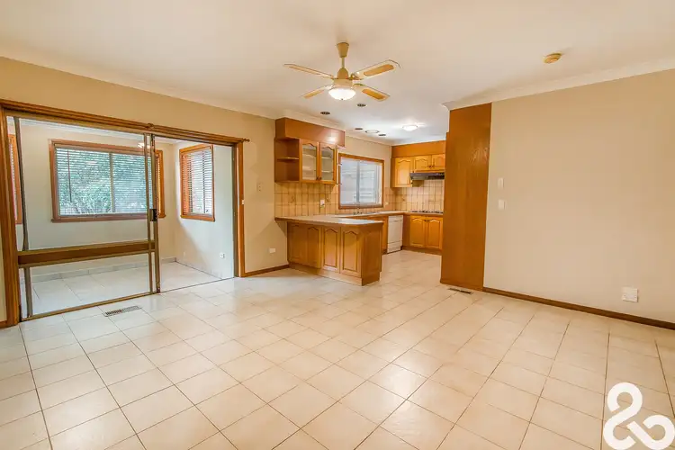 Sixth view of Homely house listing, 8 Dianne Court, Lalor VIC 3075