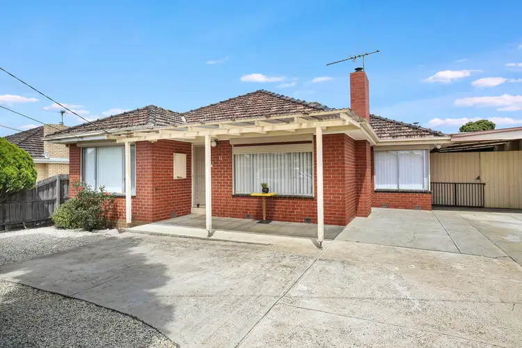 11 Kirwan Avenue, Lalor VIC 3075