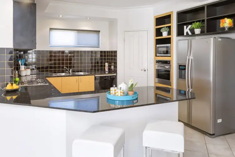 Sixth view of Homely house listing, 2/39 Preston Street, Como WA 6152