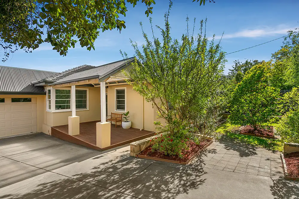 Main view of Homely house listing, 10 Huon Grove, Ashburton VIC 3147