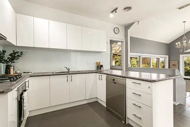 Fourth view of Homely house listing, 10 Huon Grove, Ashburton VIC 3147