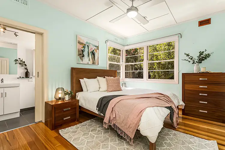 Sixth view of Homely house listing, 10 Huon Grove, Ashburton VIC 3147