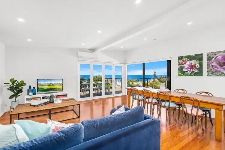 11 Gifford Street, Coledale NSW 2515