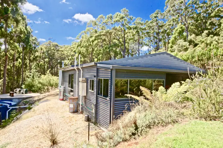 38 Crawford Road, Penguin TAS 7316